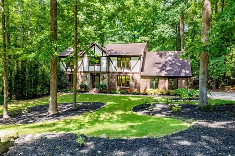 107 Nob Hl, Peachtree City, GA 30269
