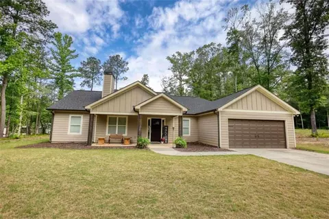 120 Oakridge Dr, Covington, GA 30014