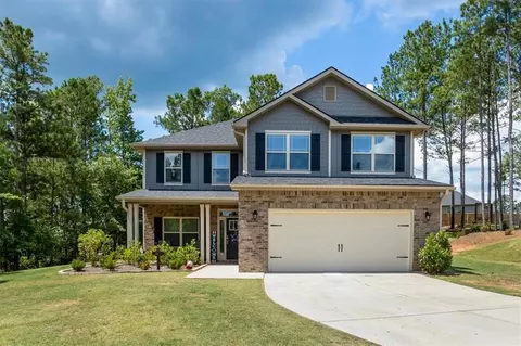 3613 Chestnut Oak Ct, Loganville, GA 30052
