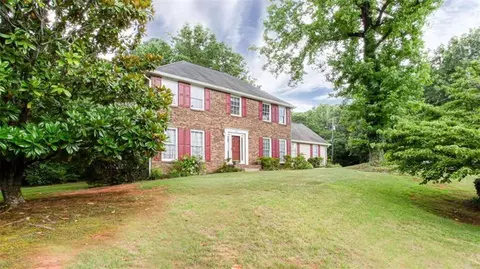 2610 Whitlock Trl, Lawrenceville, GA 30043