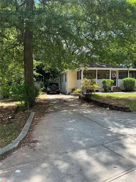 5180 Westbrook Pl, Union City, GA 30291
