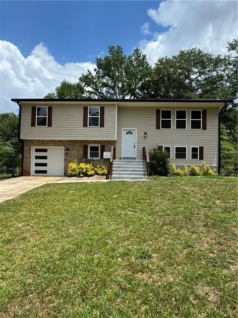 8504 Sheridan Dr, Jonesboro, GA 30236