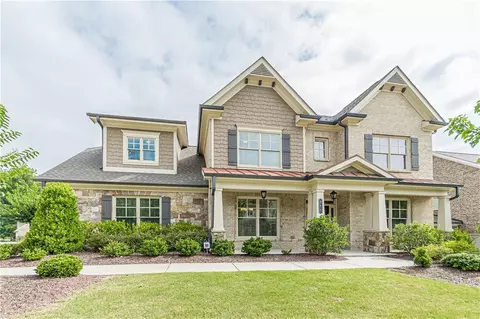 715 Deer Hollow Trce, Suwanee, GA 30024
