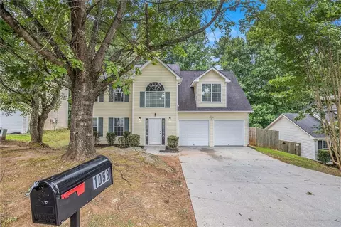 1058 Erie Cir, Stone Mountain, GA 30087