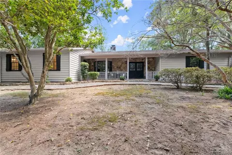 4015 Oak Harbour Dr, Gainesville, GA 30506