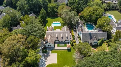 2880 Bakers Farm Rd SE, Atlanta, GA 30339