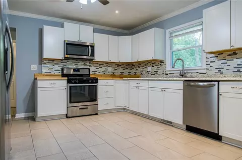 2 E Valley Rd NE, Rome, GA 30161 photo 9