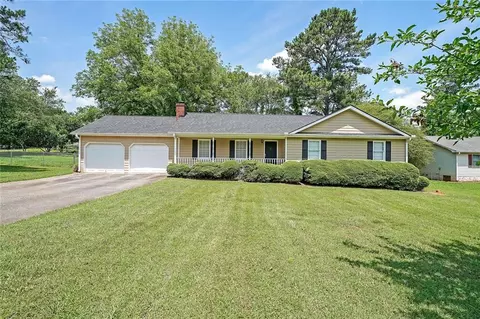 1221 Eli Ln, Lawrenceville, GA 30045