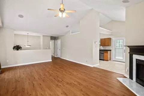 211 Arlington Ln, Commerce, GA 30529 photo 4