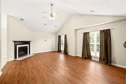 211 Arlington Ln, Commerce, GA 30529 photo 3