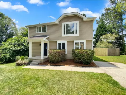 6161 Raintree Bnd, Lithonia, GA 30058