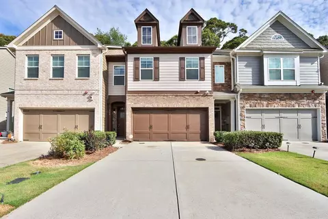 768 Arbor Crowne Dr, Lawrenceville, GA 30045