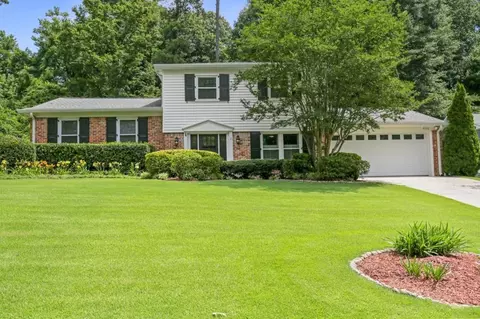 2762 Harrow Dr, Atlanta, GA 30341