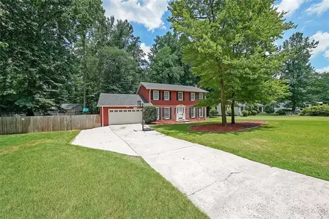 660 Creekwood Trl NE, Marietta, GA 30068