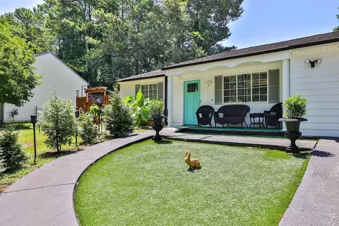 1386 Graves Rd, Norcross, GA 30093