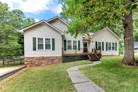 6445 Wildwood Trl, Flowery Branch, GA 30542