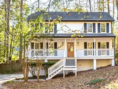 130 Anne Boleyn Ct SE, Mableton, GA 30126