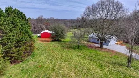 8574 Holly Springs Rd, Maysville, GA 30558