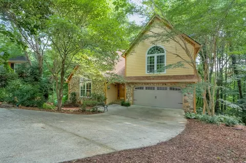 824 Deep Lake Dr NW, Kennesaw, GA 30144