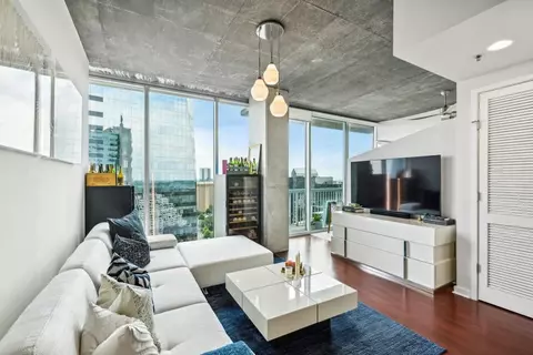 3324 Peachtree Rd NE #2211, Atlanta, GA 30326
