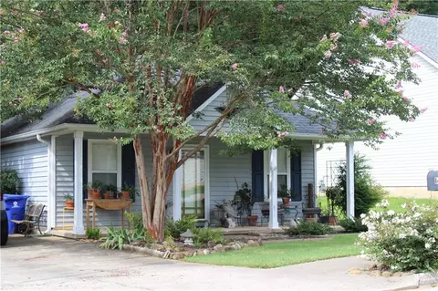 140 Glynn Addy Dr, Stockbridge, GA 30281