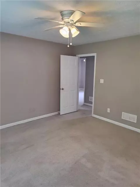 260 Steele Branch Ct, Hampton, GA 30228 photo 9
