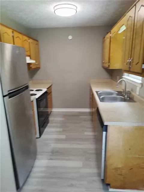 260 Steele Branch Ct, Hampton, GA 30228 photo 4