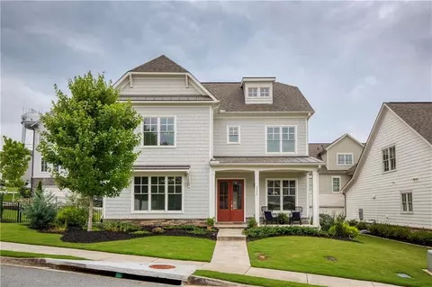 2100 Raylyn Dr, Woodstock, GA 30188