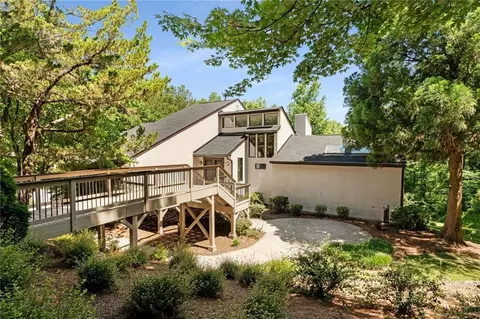 2926 Cravey Trl NE, Atlanta, GA 30345