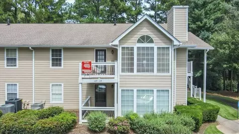 608 Berkeley Woods Dr, Duluth, GA 30096