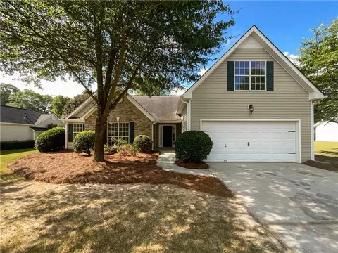941 Marta Crane Dr, Lawrenceville, GA 30045