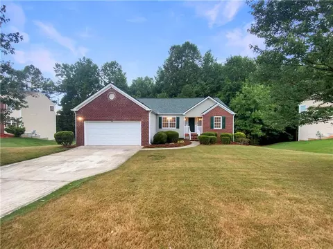 3477 Saddle Creek Ln, Ellenwood, GA 30294