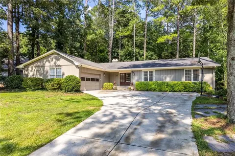 550 Ridgewater Dr, Marietta, GA 30068