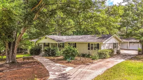 620 N Burnt Hickory Rd, Douglasville, GA 30134