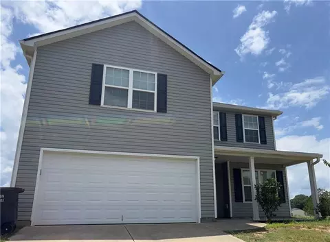512 Cartecay Dr, Calhoun, GA 30701