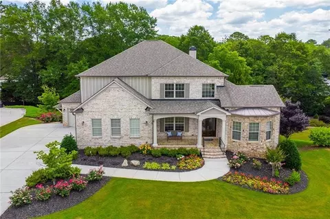 12195 Belvoir Ln, Alpharetta, GA 30009