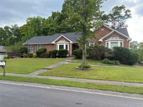 4176 Arapaho Dr, Powder Springs, GA 30127