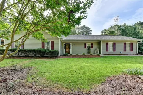 121 Hebron Church Rd, Dacula, GA 30019