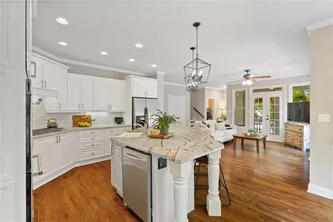 122 Riverview Dr, Suwanee, GA 30024 photo 12