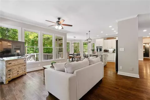 122 Riverview Dr, Suwanee, GA 30024 photo 13