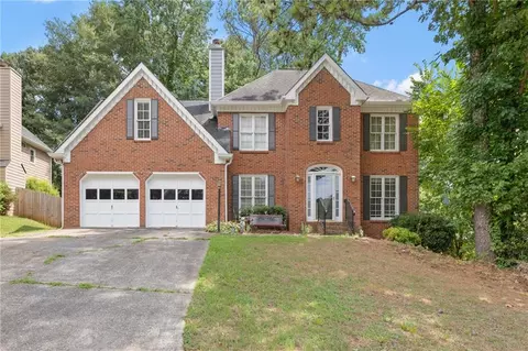 4845 Helga Way NE, Woodstock, GA 30188
