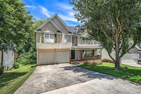 362 Covington Dr, Hiram, GA 30141