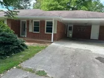 1215 Eastview Rd, Conyers, GA 30012