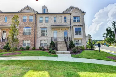647 Millcroft Blvd #27, Buford, GA 30518