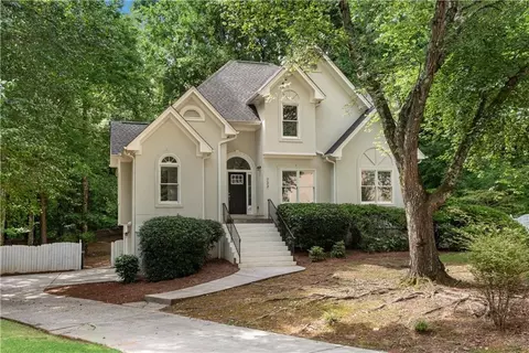 733 Deerwood Dr, Stockbridge, GA 30281