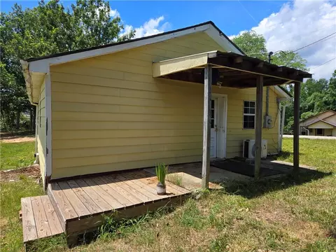 4051 Sutton Rd, Gainesville, GA 30506