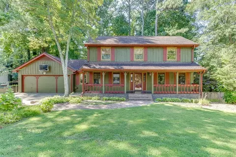 6182 Rolling Way, Norcross, GA 30093