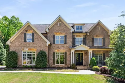6010 Riverside Park Dr, Roswell, GA 30076