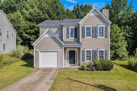 4040 Robin Cir, Atlanta, GA 30349