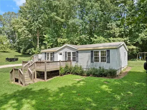 4929 Gilstrap Cir, Gainesville, GA 30506